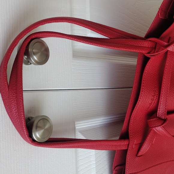 Elegant Red Tote Bag - Picture 17 of 17